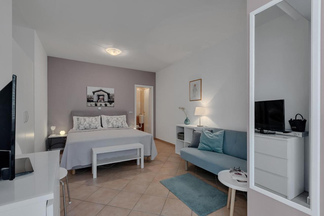 Apartments Divna Baška Voda Εξωτερικό φωτογραφία