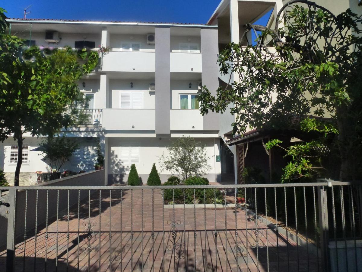 Apartments Divna Baška Voda Εξωτερικό φωτογραφία